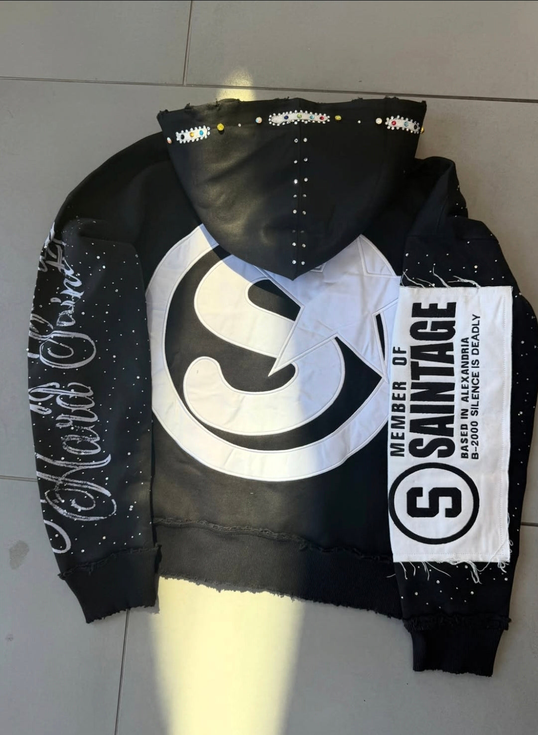 Saintage Zip Up